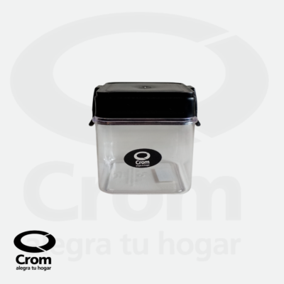 Tarro Clipper Plástico 650 cc – Cierre Seguro y Práctico